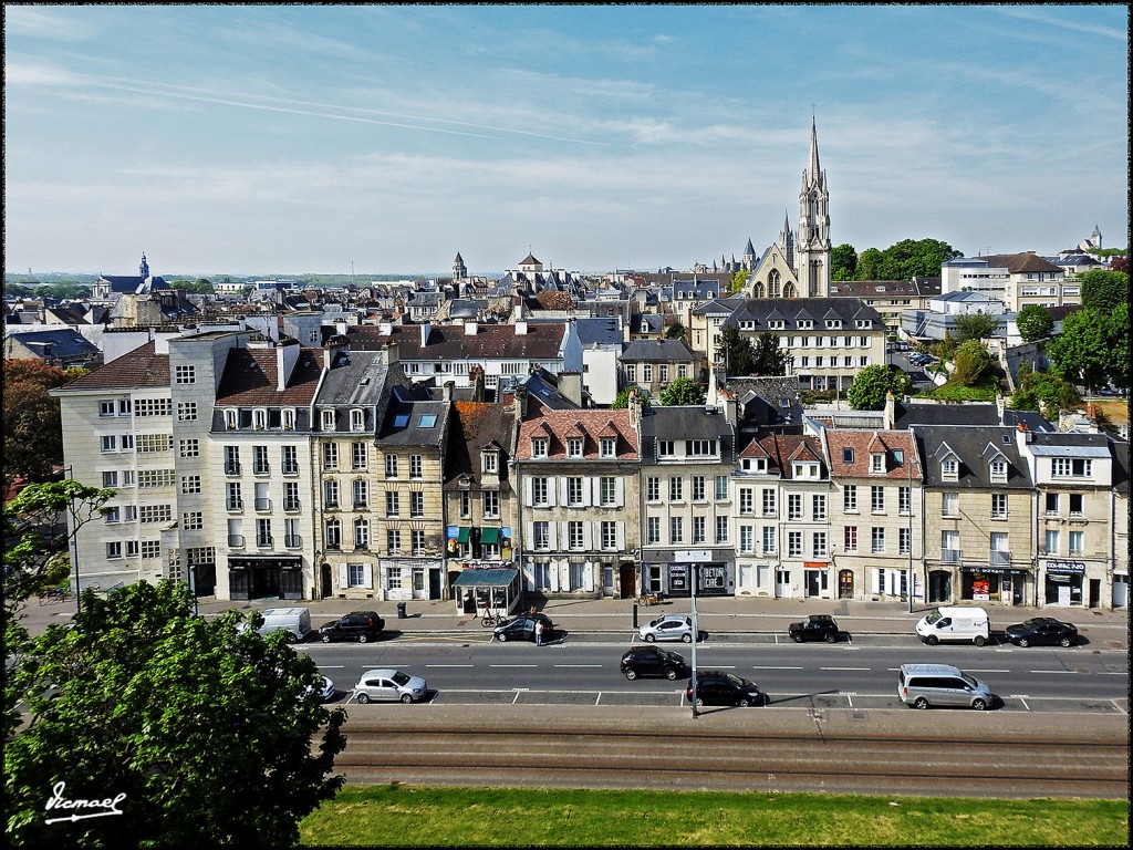Foto: 170510-101 CAEN - Caen (Basse-Normandie), Francia