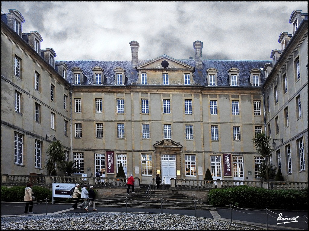 Foto: 170511-016 BAYEUX - Bayeux (Basse-Normandie), Francia