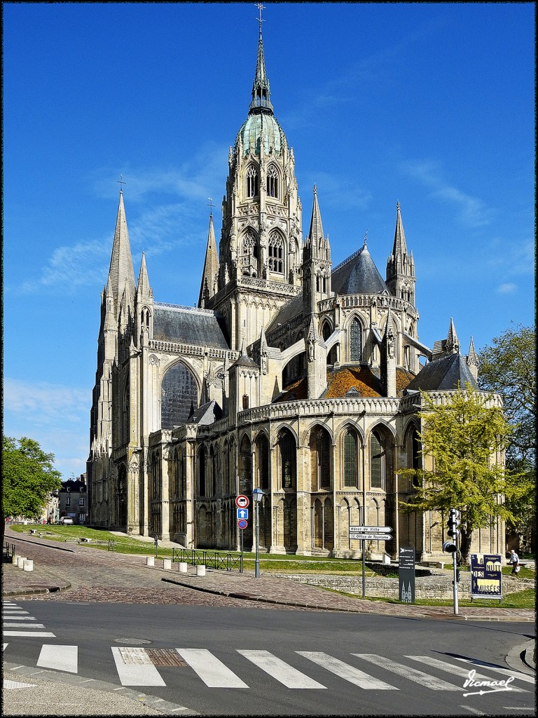 Foto: 170511-083 BAYEUX - Bayeux (Basse-Normandie), Francia