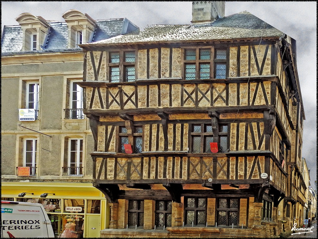 Foto: 170511-141 BAYEUX - Bayeux (Basse-Normandie), Francia