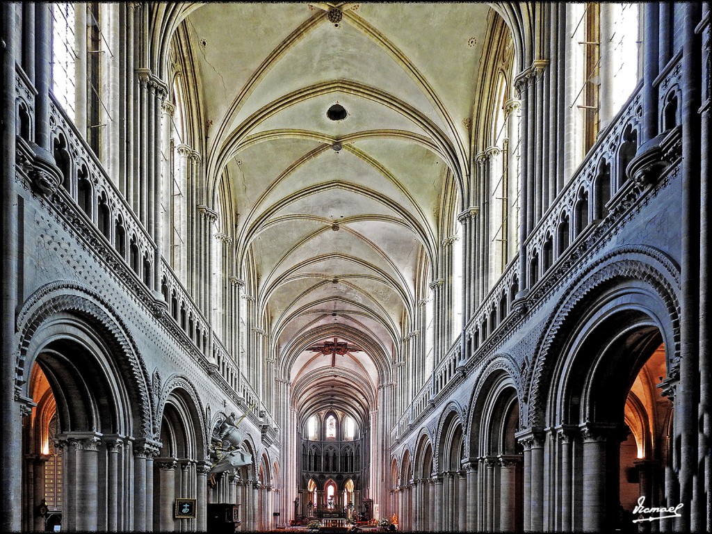 Foto: 170511-107 BAYEUX - Bayeux (Basse-Normandie), Francia