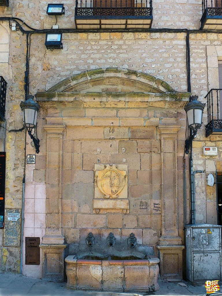 Foto: La Fuente de la Catedral - Sigüenza (Guadalajara), España