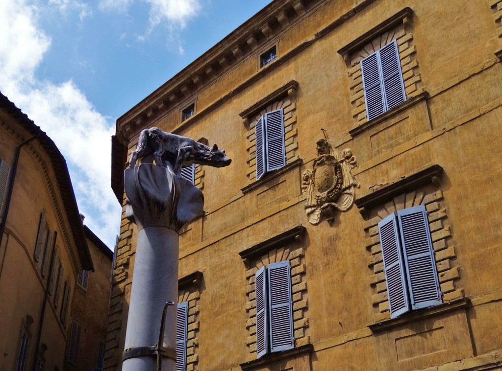 Foto: Piazza di Postierla - Siena (Tuscany), Italia