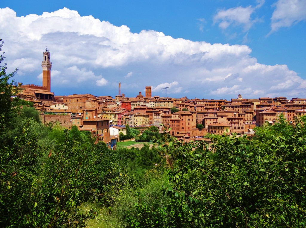 Foto: Via Di Fontanella - Siena (Tuscany), Italia