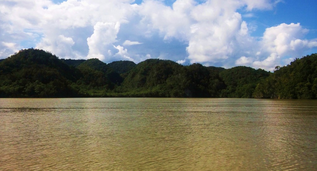 Foto: Bahía de Samaná - Parque Nacional Los Haitises (Hato Mayor), República Dominicana