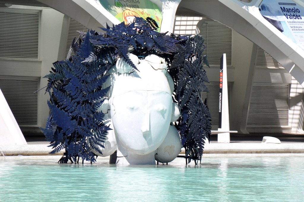 Foto: Escultura de M. Valdes - Valencia (València), España