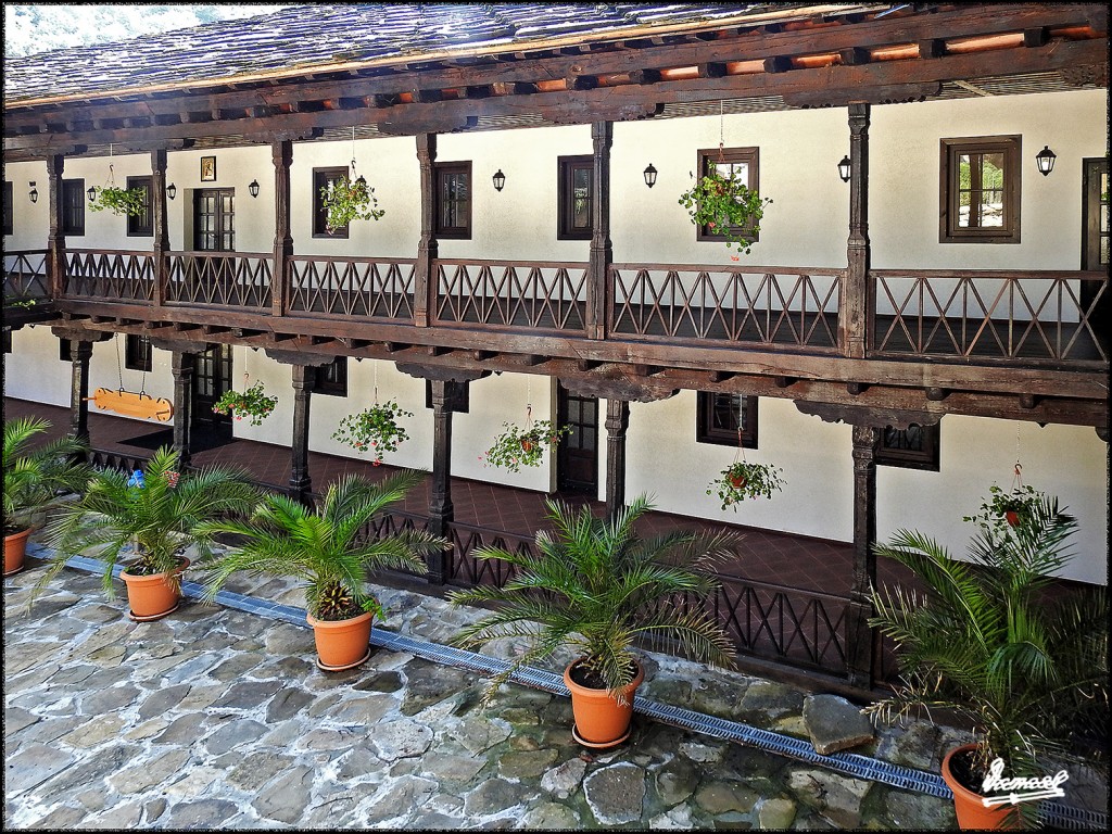 Foto: 170726-072 TROYAN - Troyan (Lovech), Bulgaria