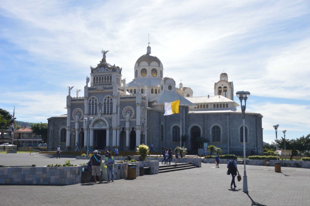 Foto: Basilica de Cartago - Cartago, Costa Rica