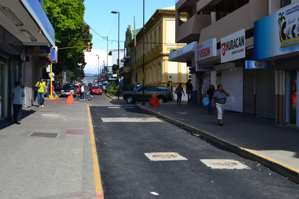 Foto: Calle en construccion - Alajuela, Costa Rica