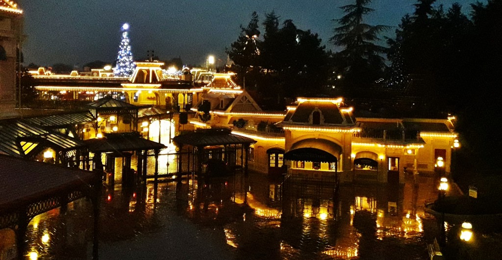 Foto: Disneyland París - Marne-la-Vallée (Île-de-France), Francia