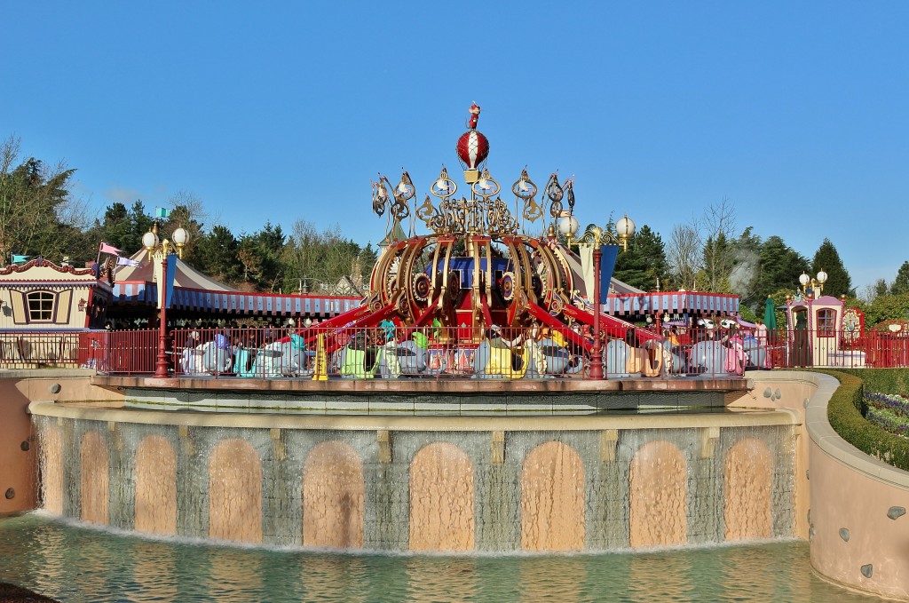 Foto: Disneyland París - Marne-la-Vallée (Île-de-France), Francia
