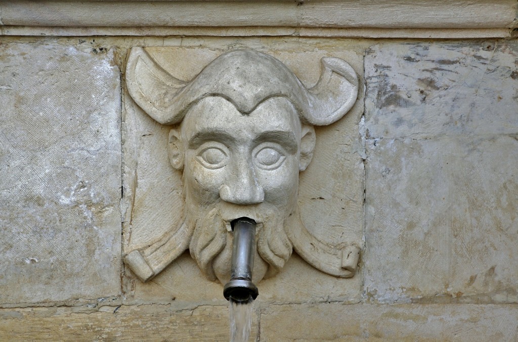 Foto: Centro histórico - Fonz (Huesca), España