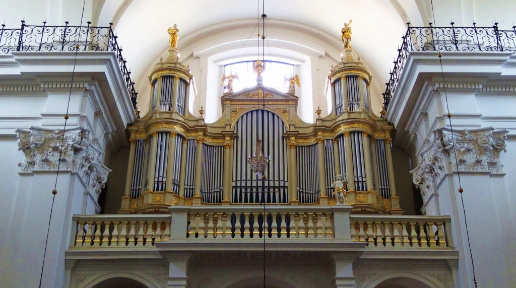 Foto: Bazylika Świętego Krzyża - Warszawa (Masovian Voivodeship), Polonia