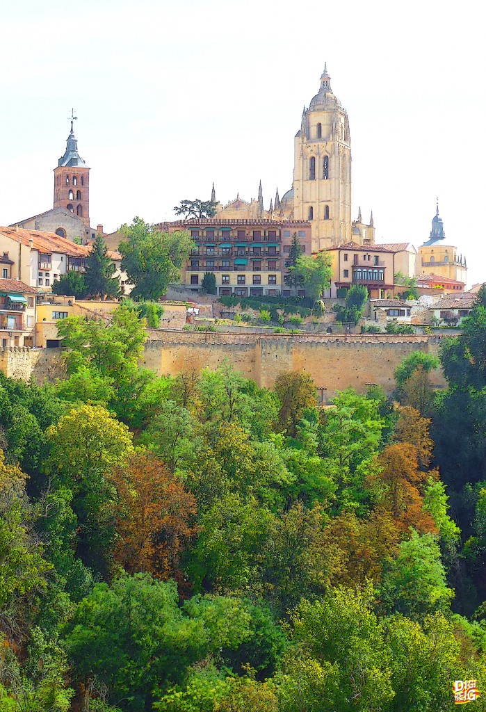 Foto: Panorama desde la Plaza de la Reina Victoria Eugenia - Segovia (Castilla y León), España