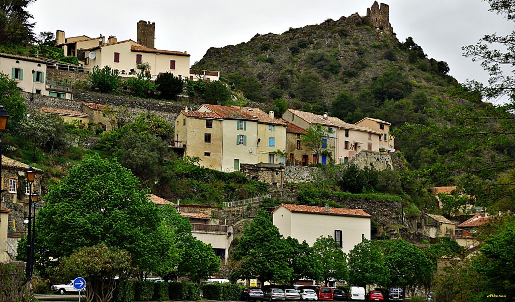 Foto de Lastours, Francia