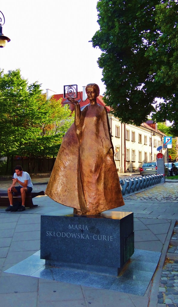 Foto: Pomnik Marii Skłodowskiej-Curie - Warszawa (Masovian Voivodeship), Polonia