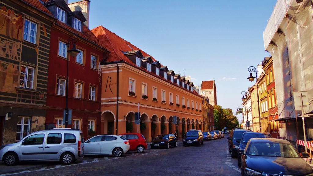 Foto: Ulica Kościelna - Warszawa (Masovian Voivodeship), Polonia