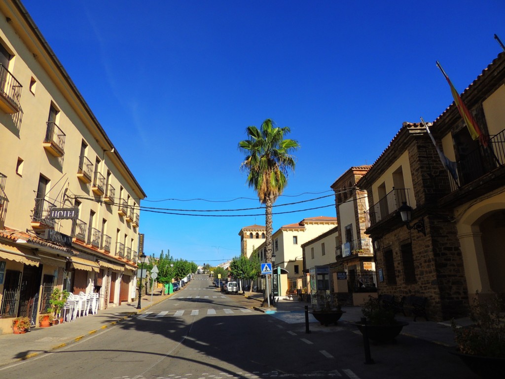 Foto: Avenida Conde de Barcelona - Guadalupe (Cáceres), España