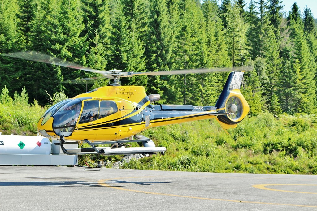 Foto: Vuelo en Helicóptero - Loen (Sogn og Fjordane), Noruega