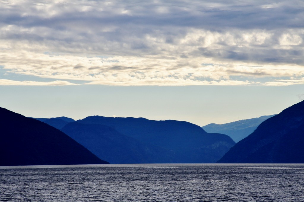 Foto: Fiordo de Sogn - Sogndal, Noruega