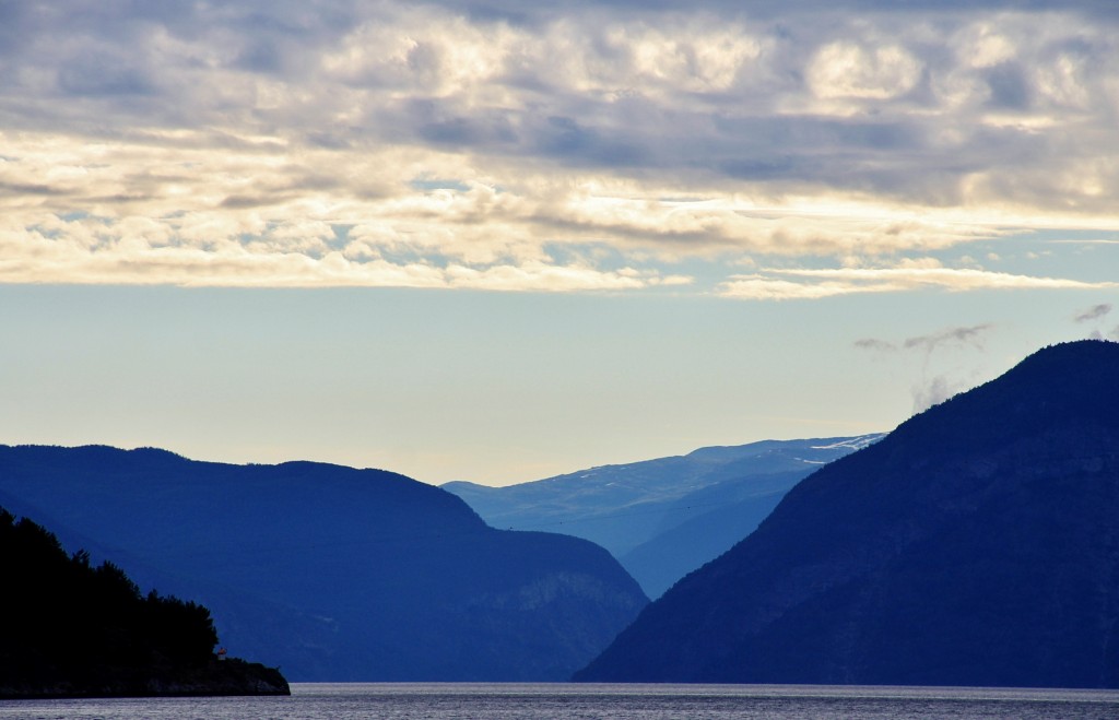 Foto: Fiordo de Sogn - Sogndal, Noruega