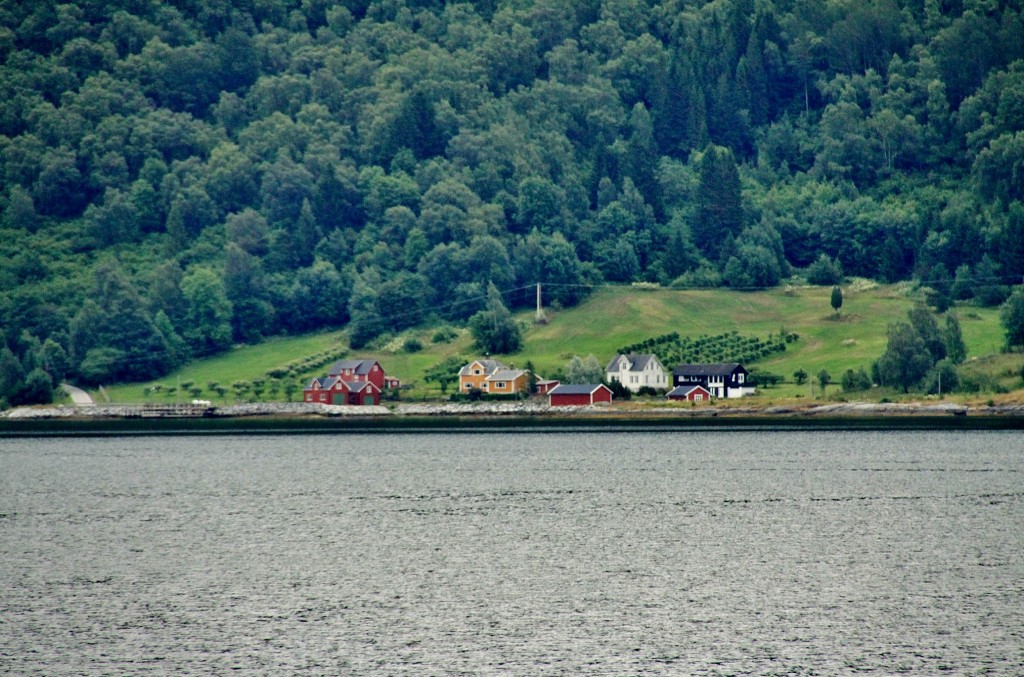 Foto: Fiordo de Sogn - Sogndal, Noruega
