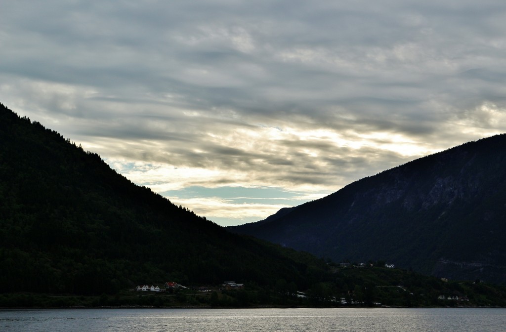 Foto: Fiordo de Sogn - Sogndal, Noruega