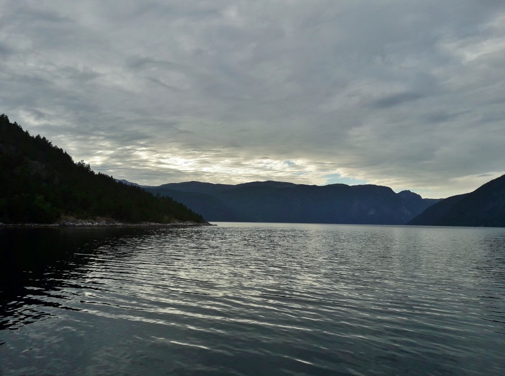 Foto: Fiordo de Sogn - Sogndal, Noruega