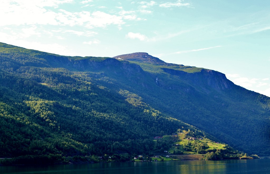 Foto: Navegando - Flam (Sogn og Fjordane), Noruega