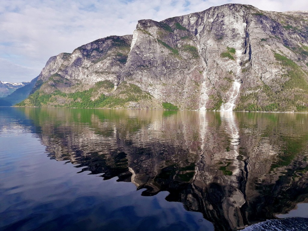 Foto: Navegando - Flam (Sogn og Fjordane), Noruega