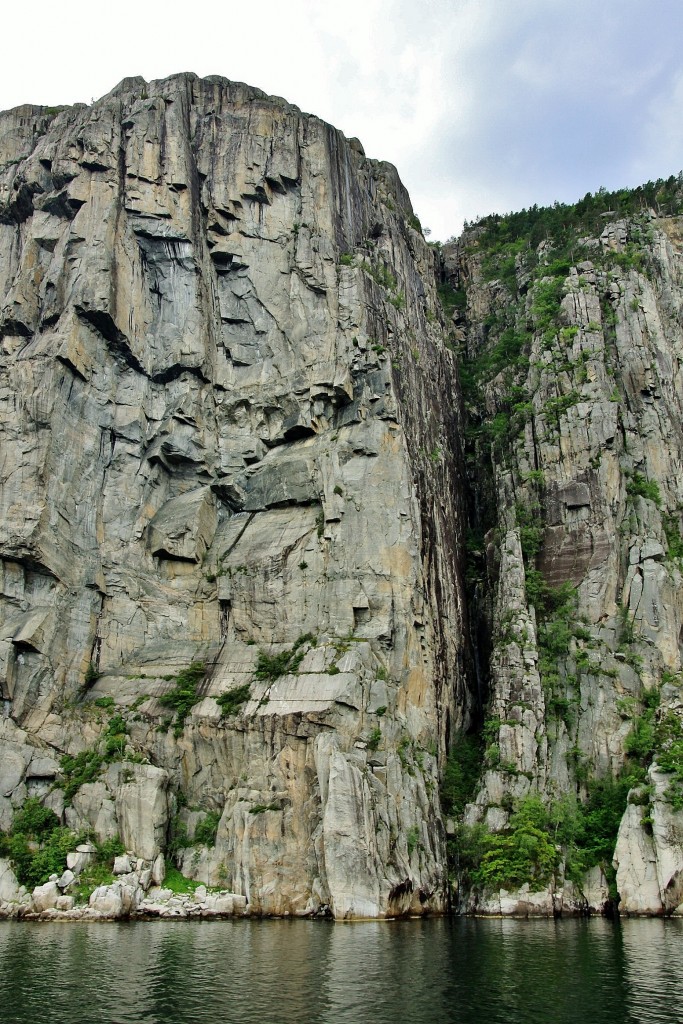 Foto: Navegando por el fiordo - Stavanger (Rogaland), Noruega