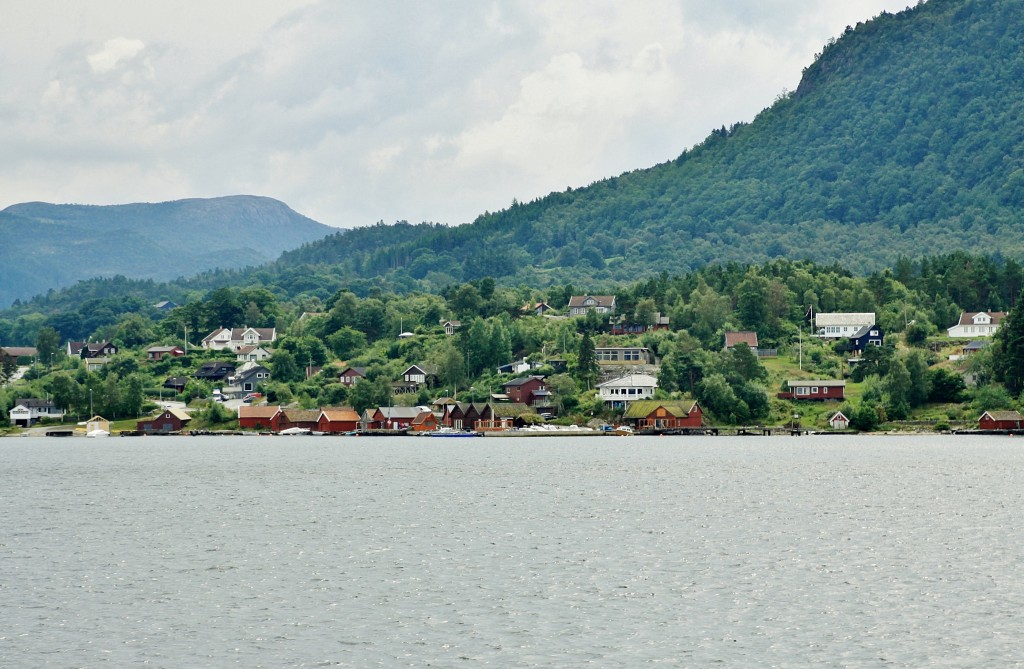 Foto: Navegando por el fiordo - Stavanger (Rogaland), Noruega
