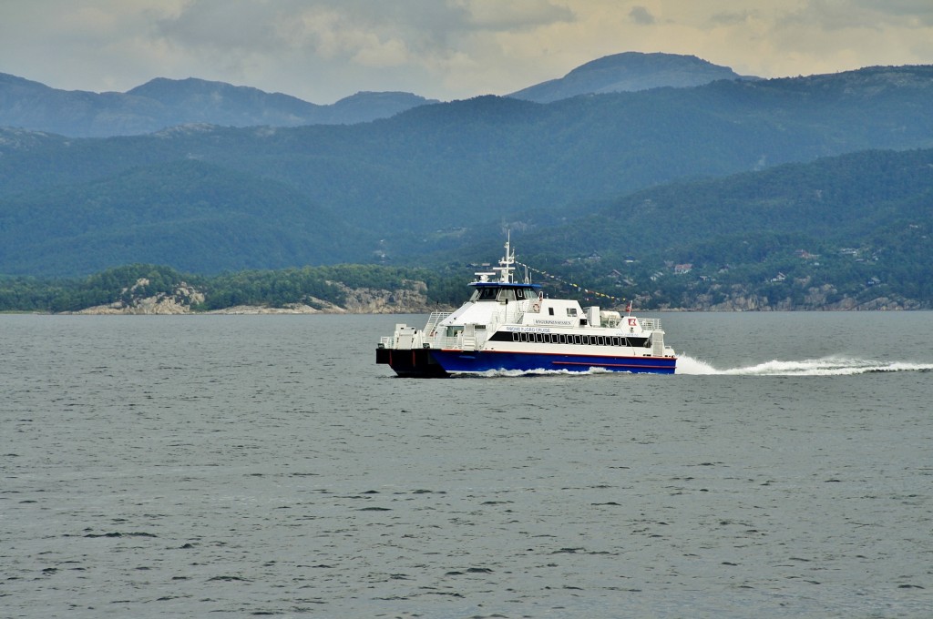 Foto: Navegando por el fiordo - Stavanger (Rogaland), Noruega