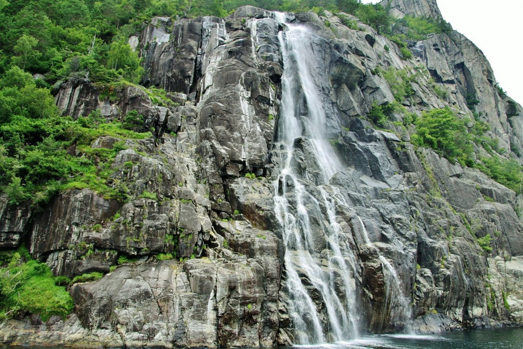 Foto: Navegando por el fiordo - Stavanger (Rogaland), Noruega