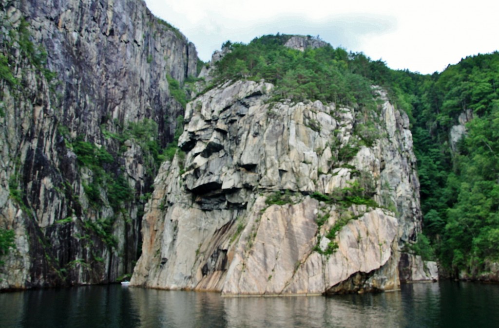 Foto: Navegando por el fiordo - Stavanger (Rogaland), Noruega