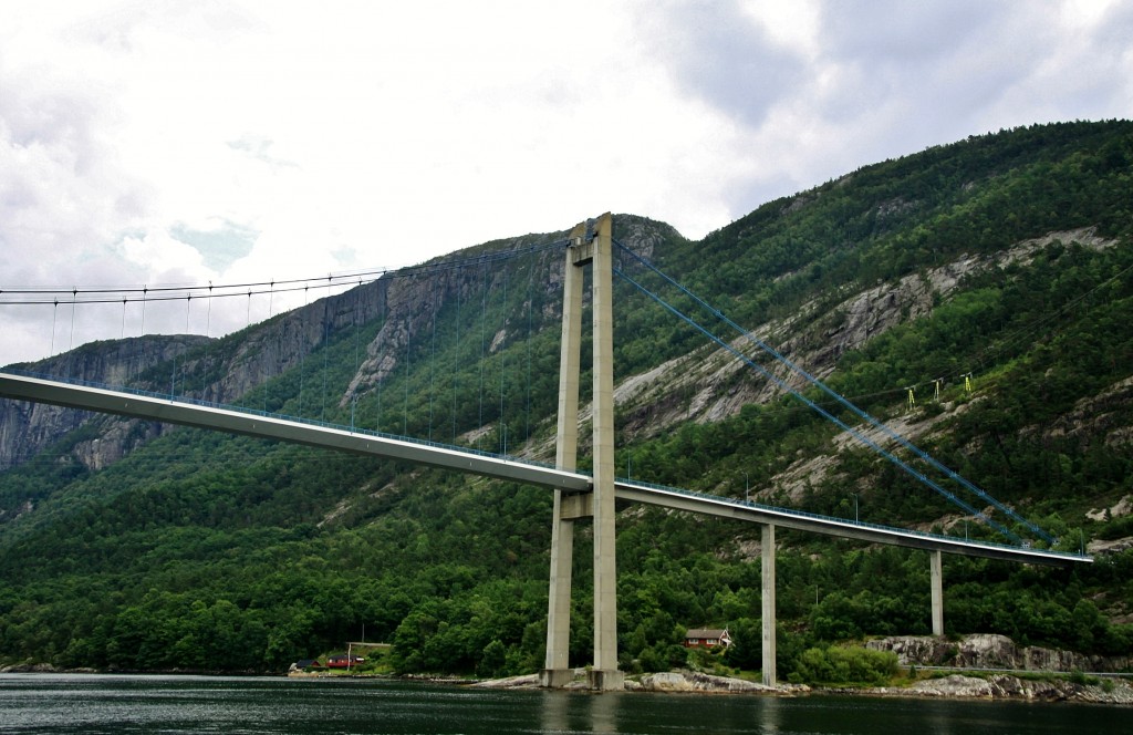 Foto: Navegando por el fiordo - Stavanger (Rogaland), Noruega