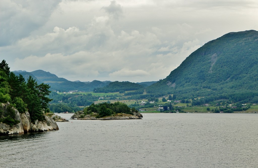 Foto: Navegando por el fiordo - Stavanger (Rogaland), Noruega