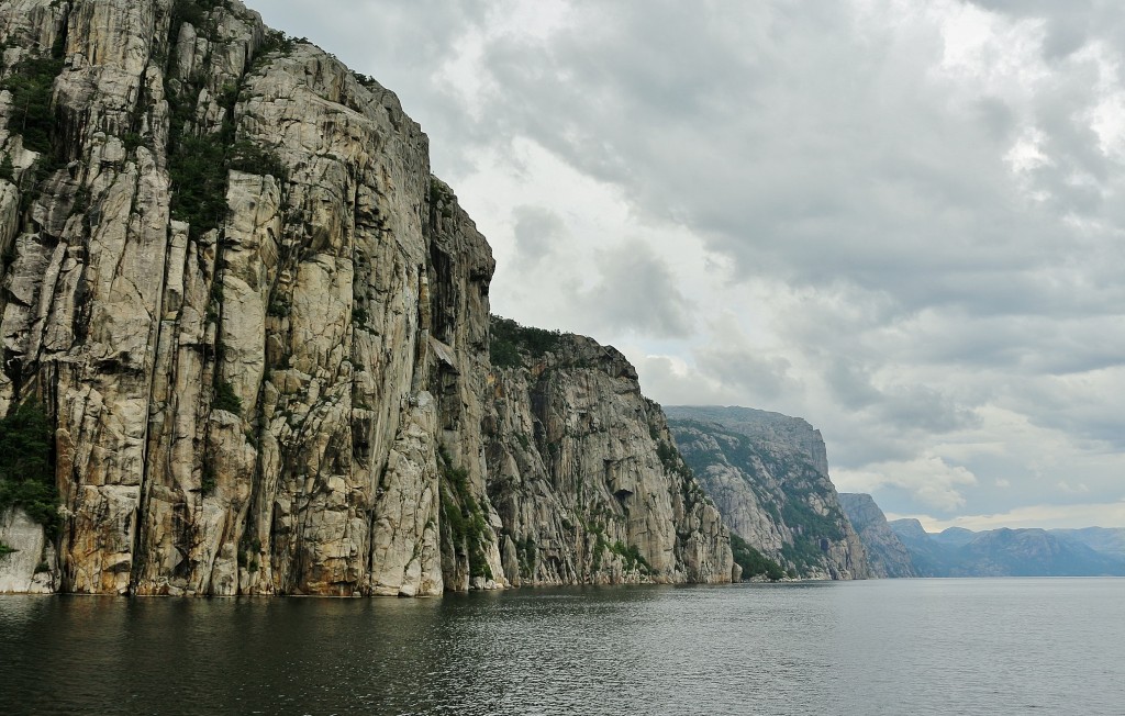 Foto: Navegando por el fiordo - Stavanger (Rogaland), Noruega