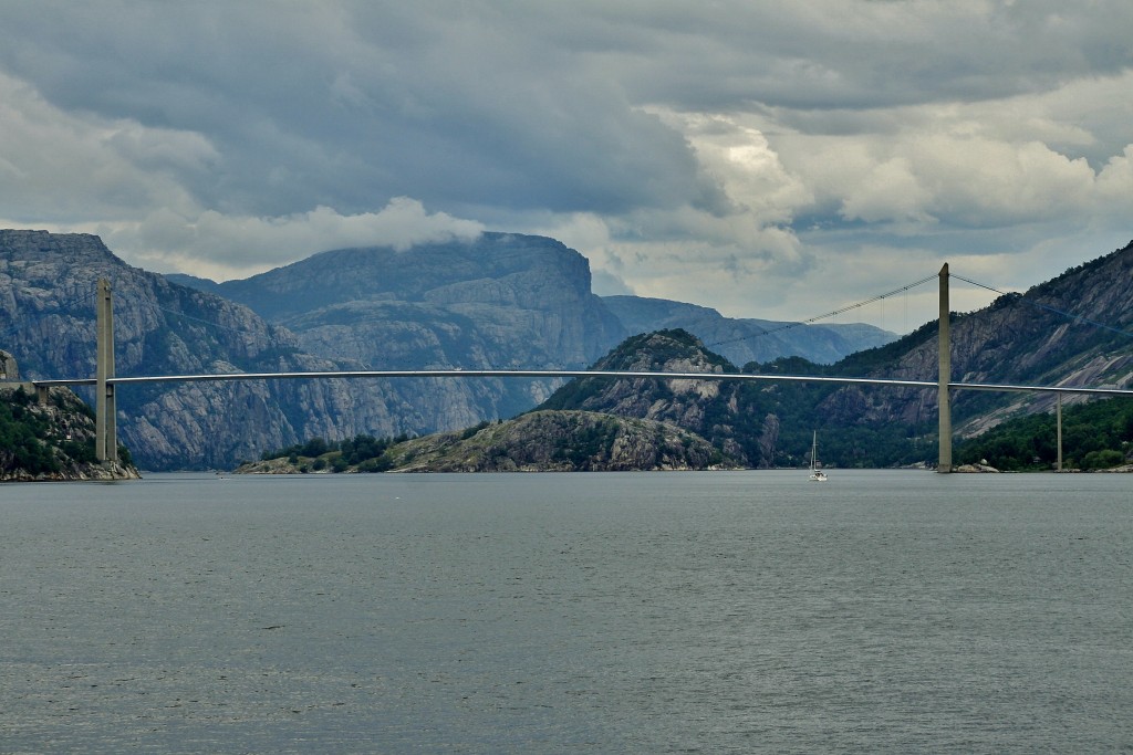 Foto: Navegando por el fiordo - Stavanger (Rogaland), Noruega