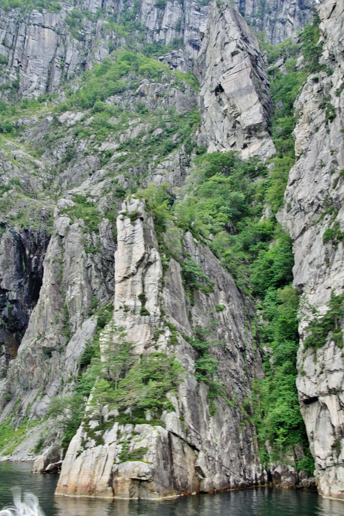 Foto: Navegando por el fiordo - Stavanger (Rogaland), Noruega