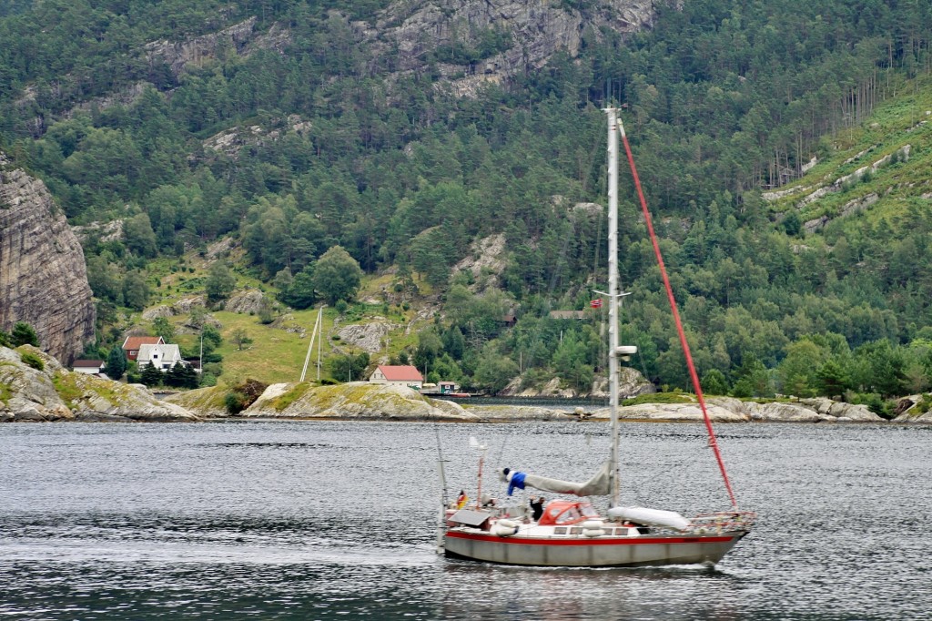 Foto: Navegando por el fiordo - Stavanger (Rogaland), Noruega