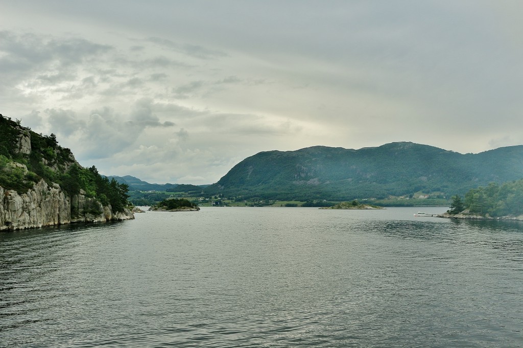Foto: Navegando por el fiordo - Stavanger (Rogaland), Noruega