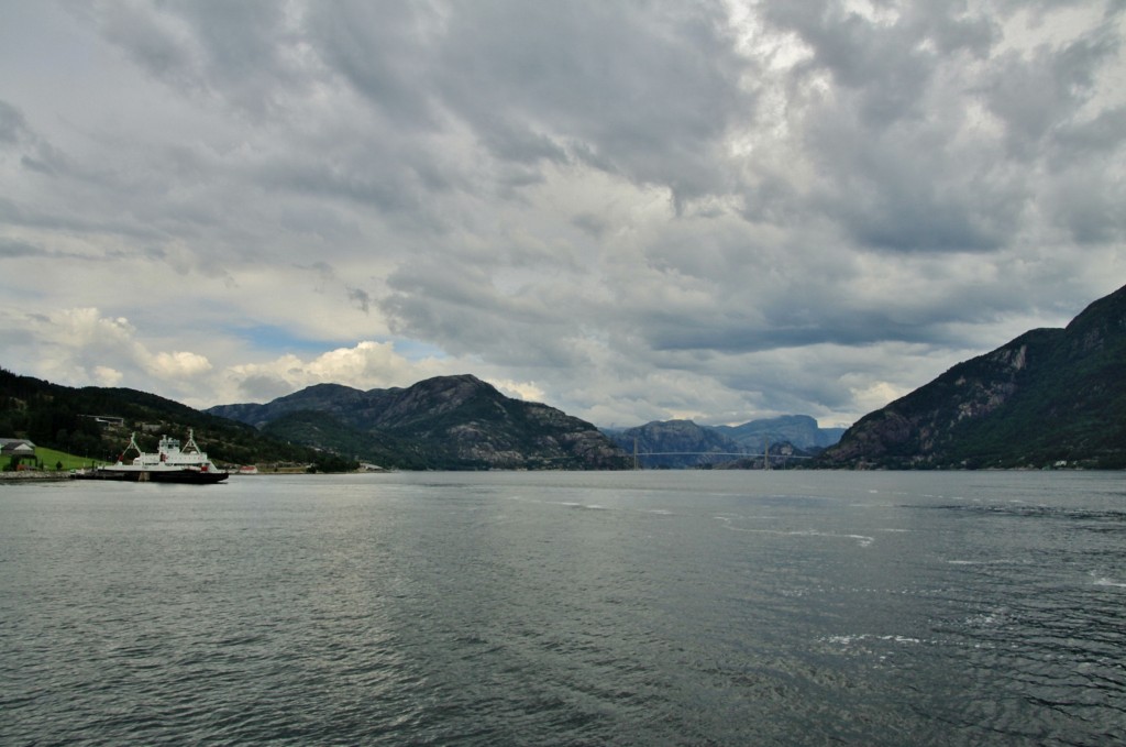 Foto: Navegando por el fiordo - Stavanger (Rogaland), Noruega