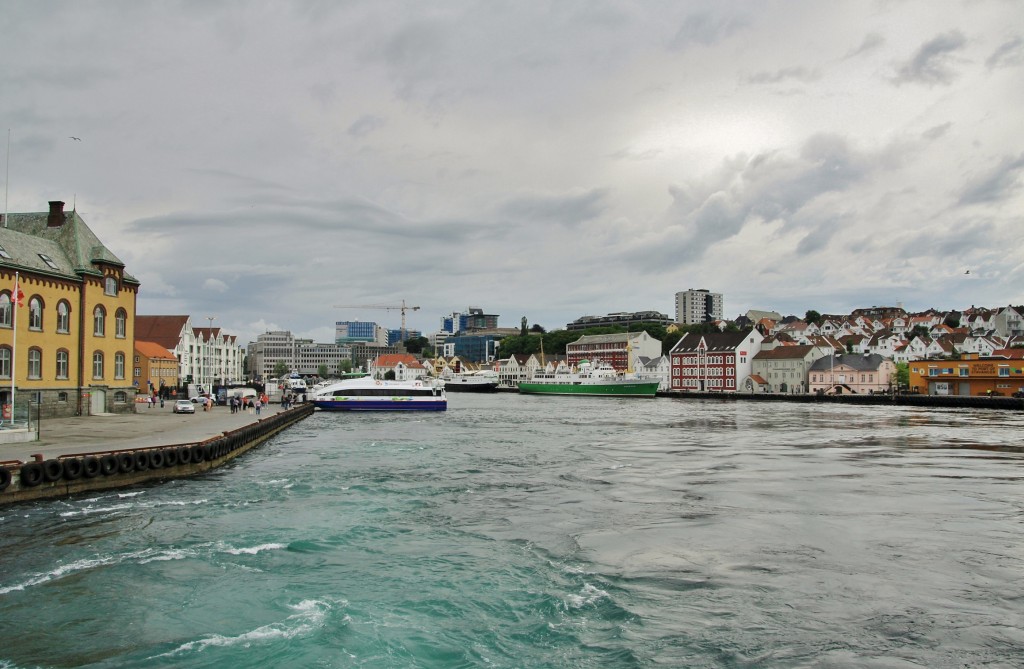 Foto: Navegando por el fiordo - Stavanger (Rogaland), Noruega