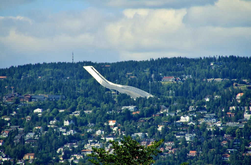 Foto: Trampolín olímpico - Oslo, Noruega