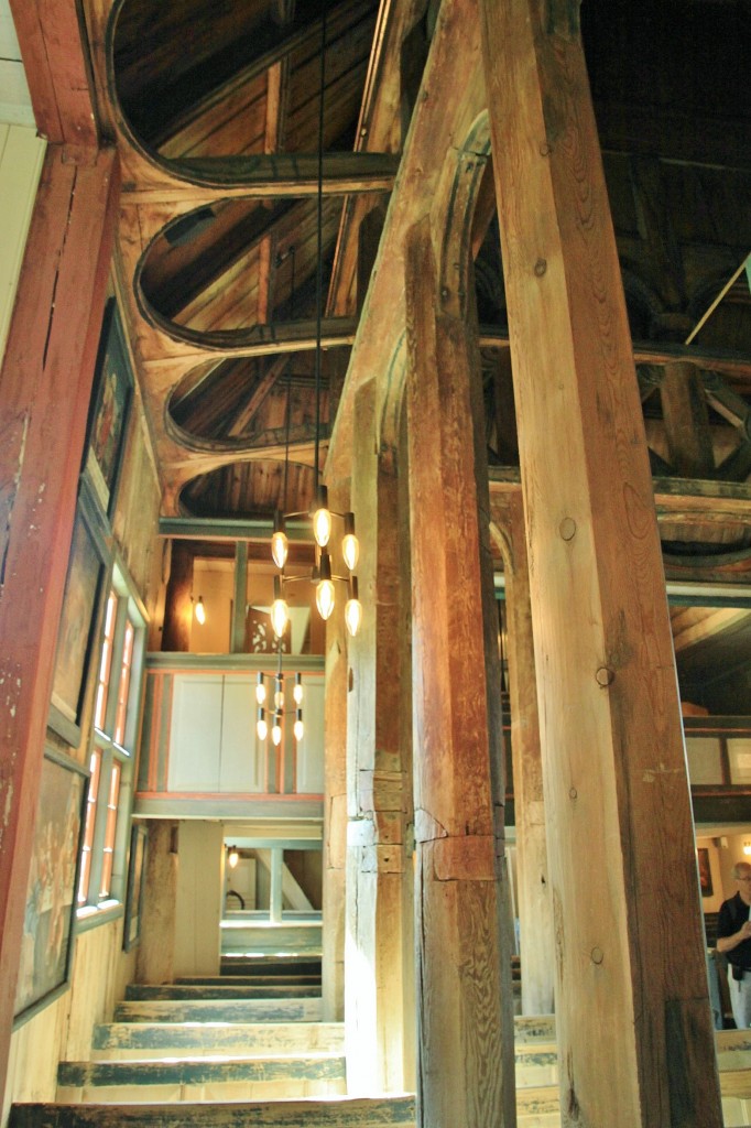 Foto: Stavkirke medieval - Lom (Oppland), Noruega