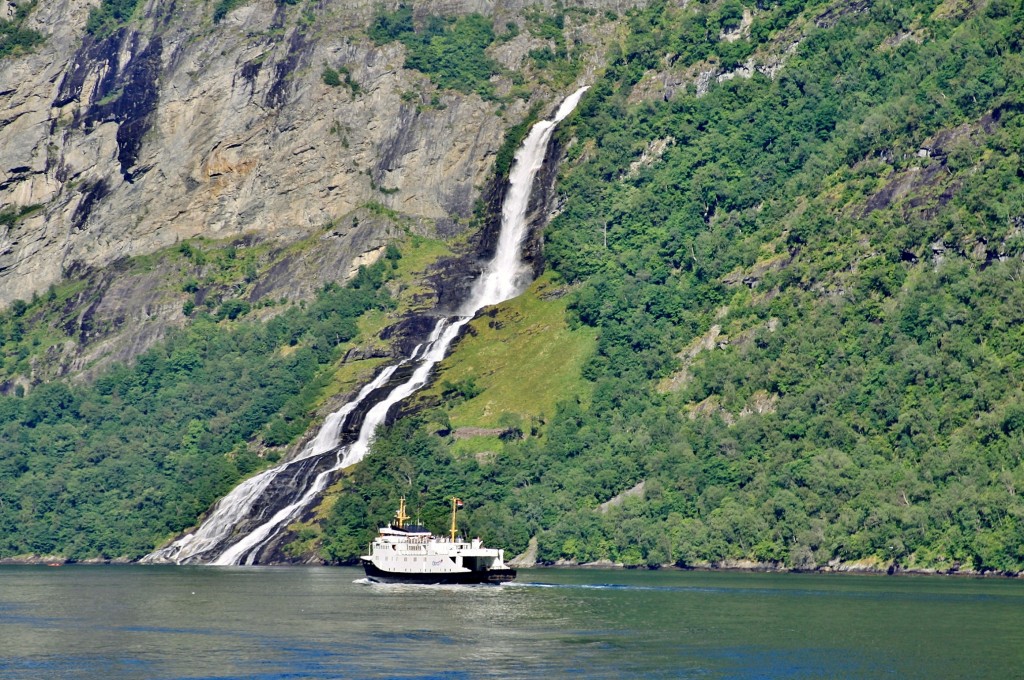 Foto: Geirangerfjord - Geiranger, Noruega
