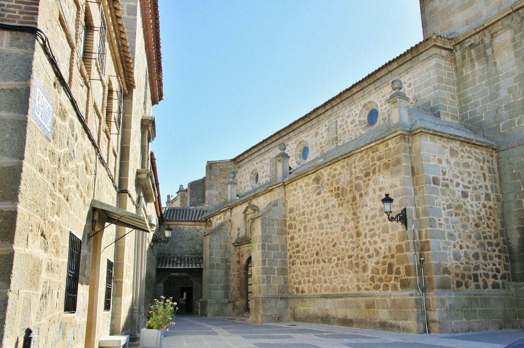 Foto: Centro histórico - Cuevas (Toledo), España