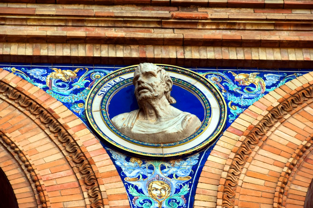 Foto: Seneca su busto representado en la Plaza de España sevillana - Sevilla (Andalucía), España