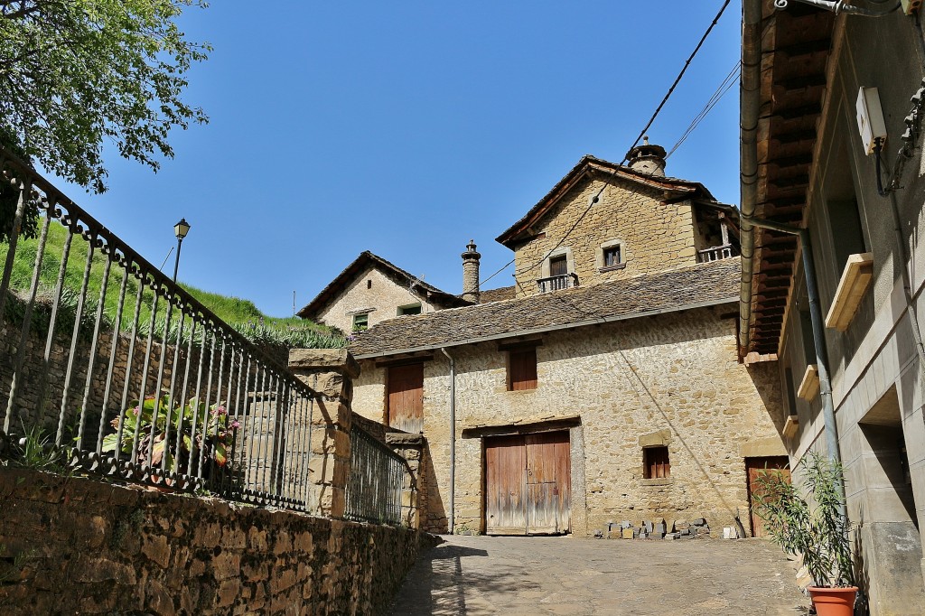 Foto: Vista del pueblo - San Juan de Serós (Huesca), España